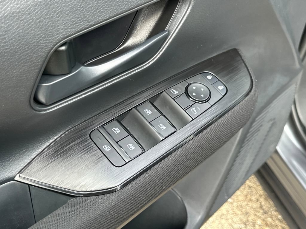 New 2026 Nissan Kicks S image 11