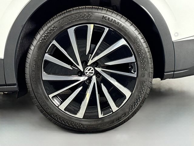 New 2026 Volkswagen ID.4 Pro image 31