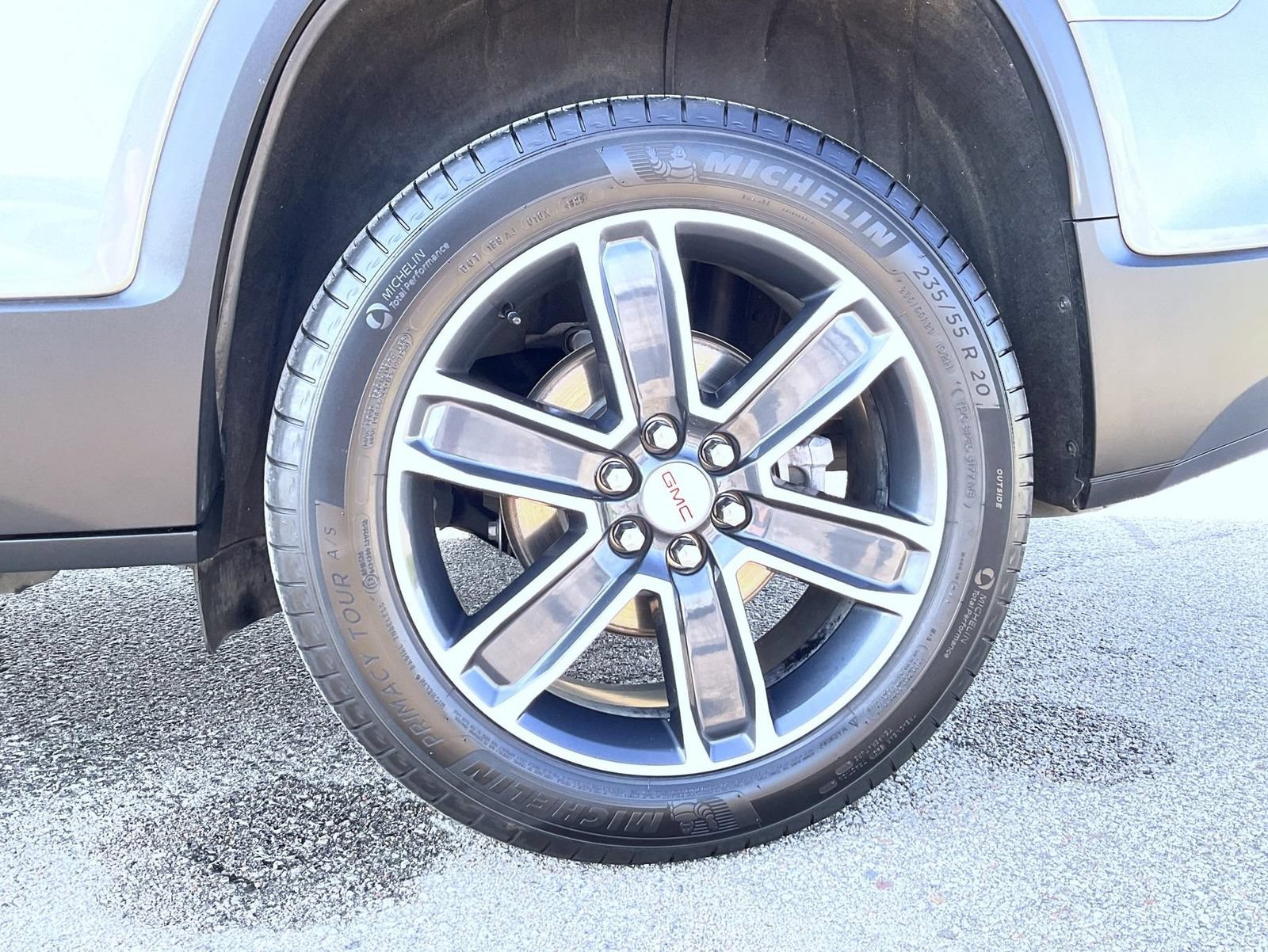 Certified 2023 GMC Acadia SLT w/ Technology Package AWD/4WD image 25