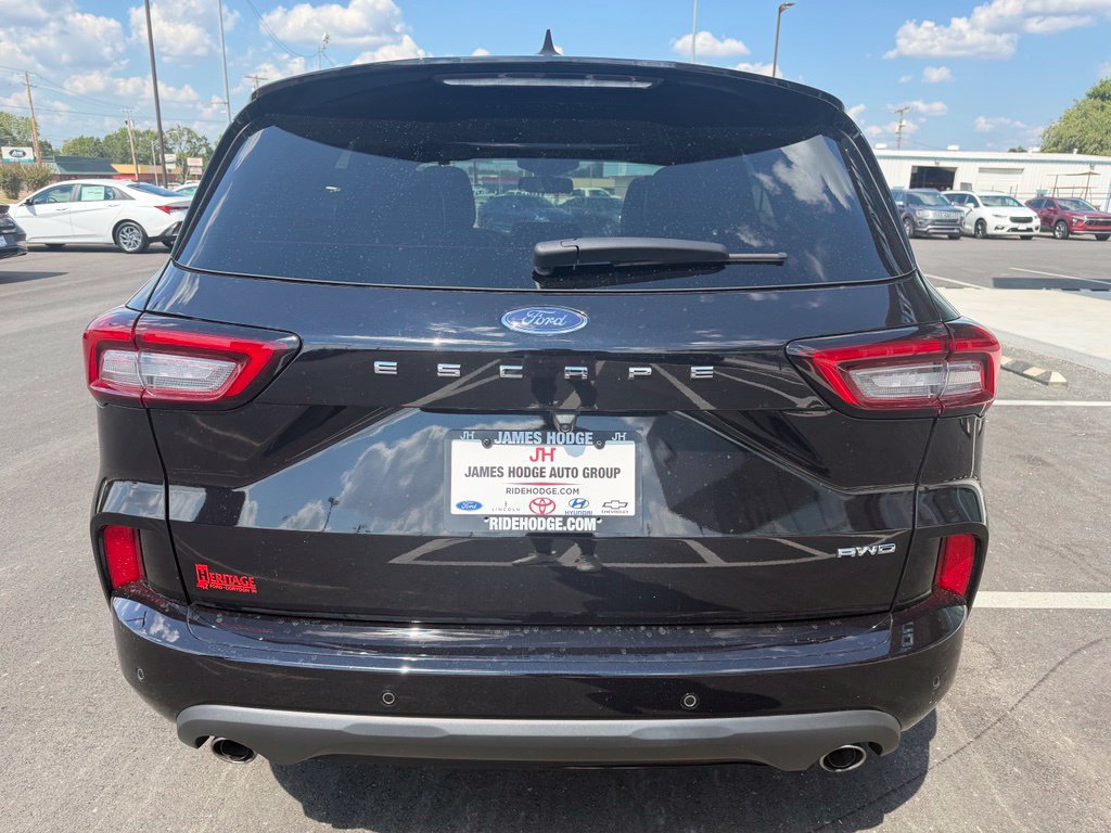 Used 2025 Ford Escape ST-Line Elite AWD/4WD image 7