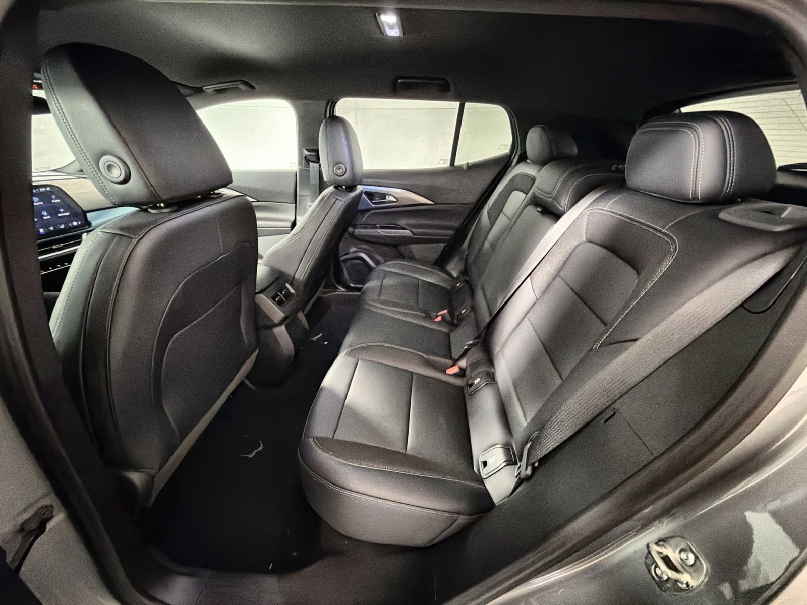 New 2026 Chevrolet Equinox EV LT image 24