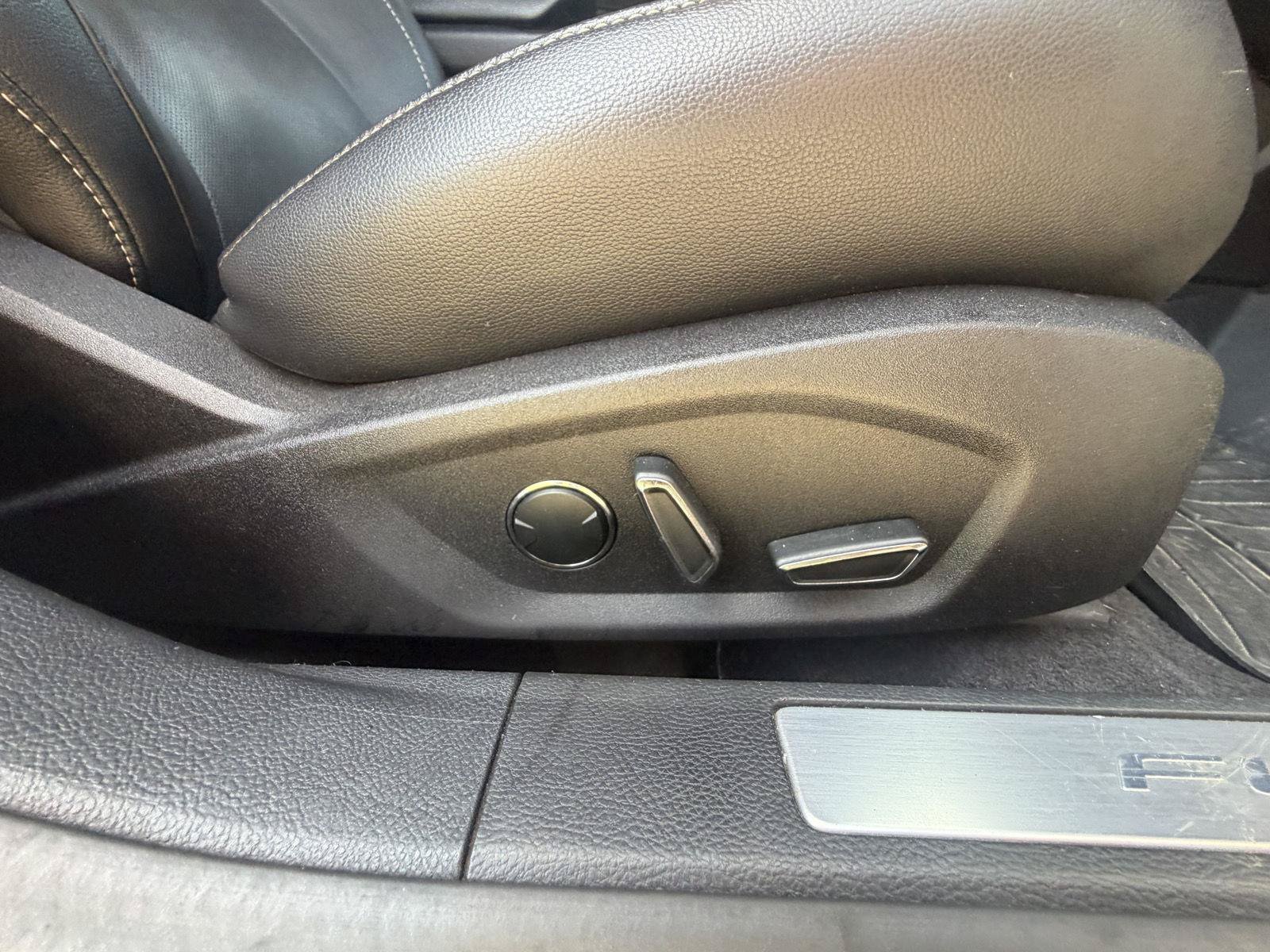 Used 2017 Ford Fusion Titanium AWD/4WD image 28