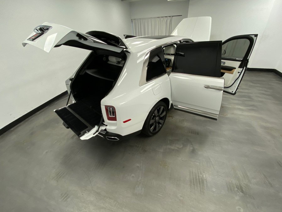 Used 2019 Rolls-Royce Cullinan AWD/4WD image 55