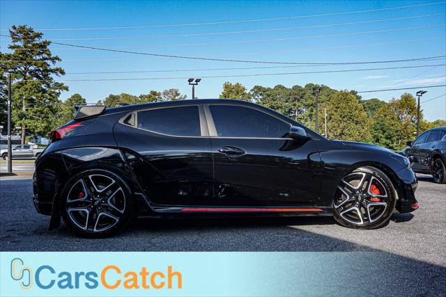 Used 2022 Hyundai Veloster N FWD image 3