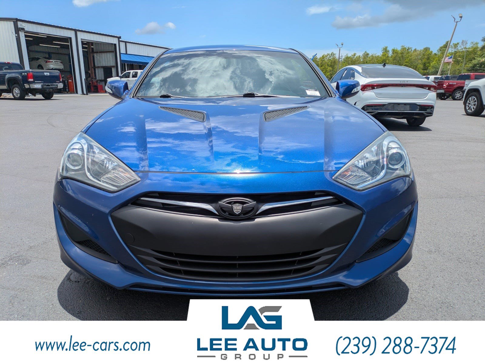 Used 2015 Hyundai Genesis 3.8 RWD image 8