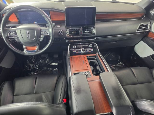 Certified 2021 Lincoln Navigator Reserve w/ Luxury Package AWD/4WD image 21