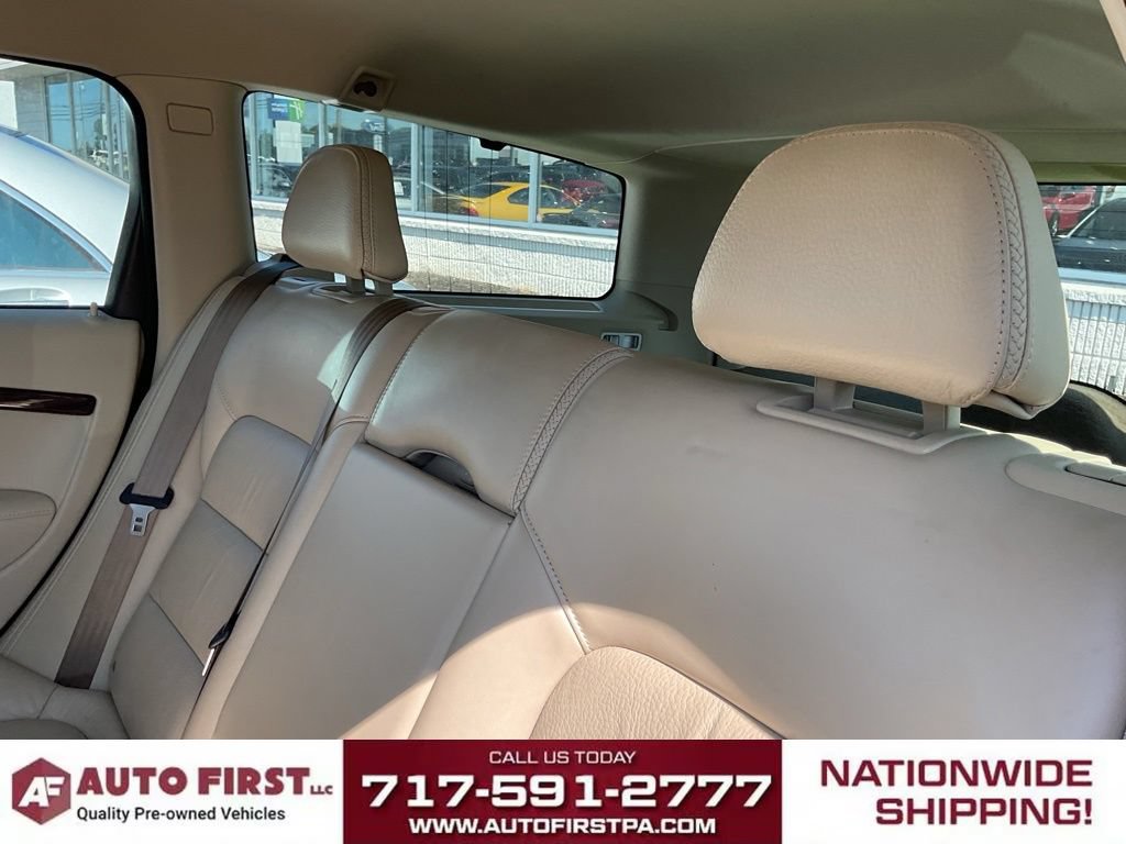 Used 2012 Volvo XC70 T6 AWD/4WD image 10
