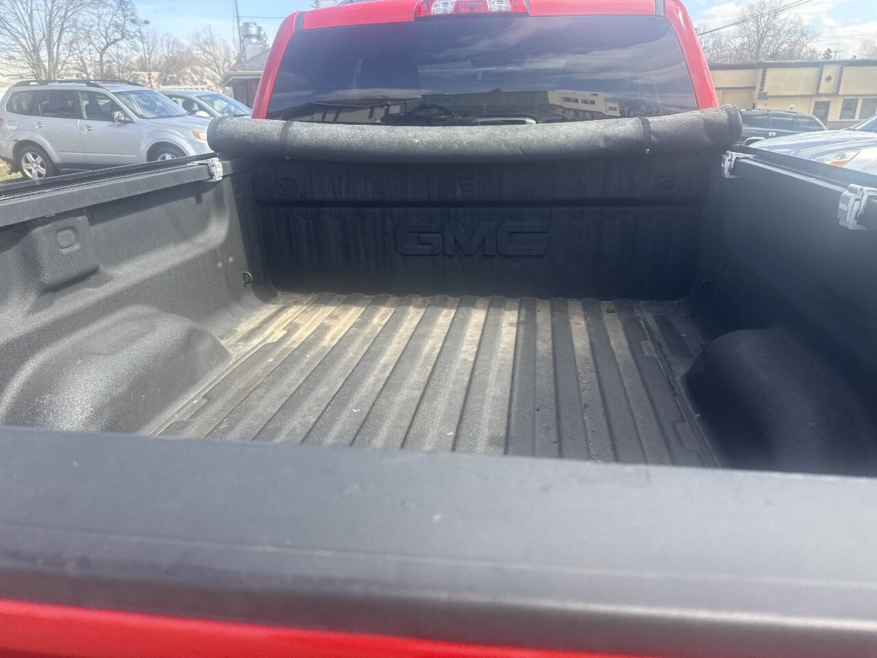 Used 2017 GMC Sierra 1500 SLE w/ SLE Value Package image 9