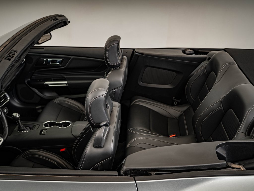 Used 2025 Ford Mustang Premium image 16