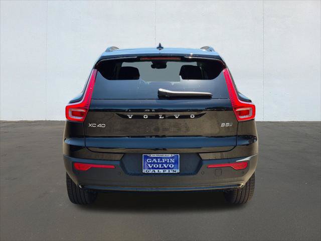 New 2026 Volvo XC40 B5 Ultra w/ Climate Package AWD/4WD image 5