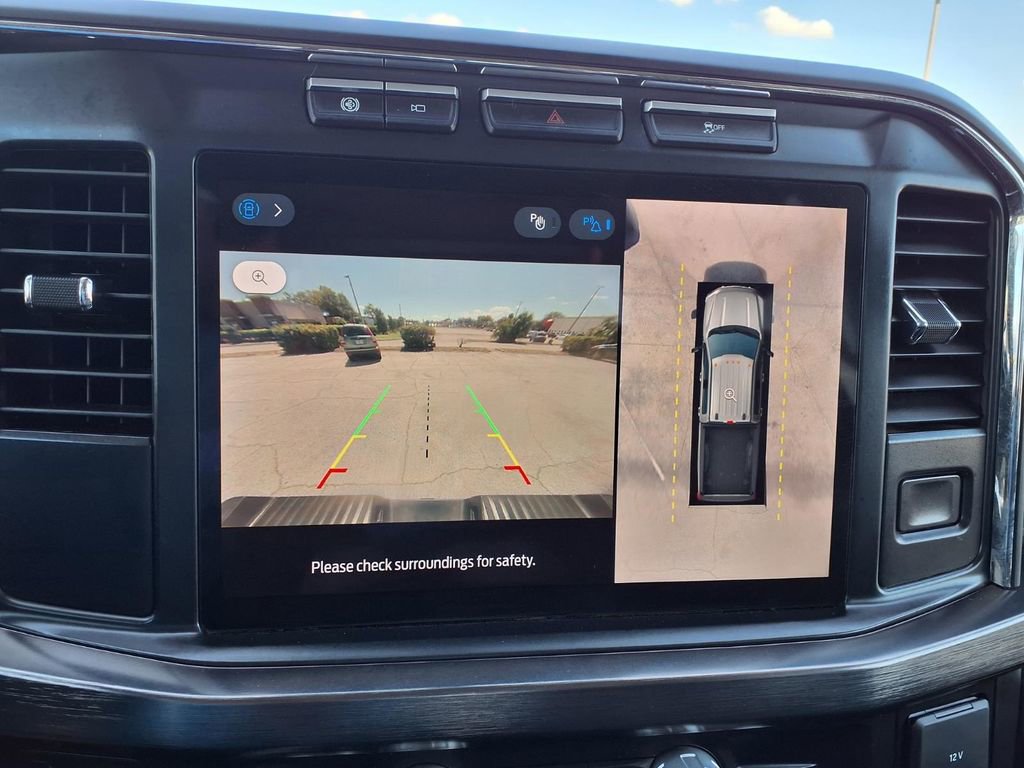 Used 2024 Ford F450 Lariat w/ Camper Package image 32