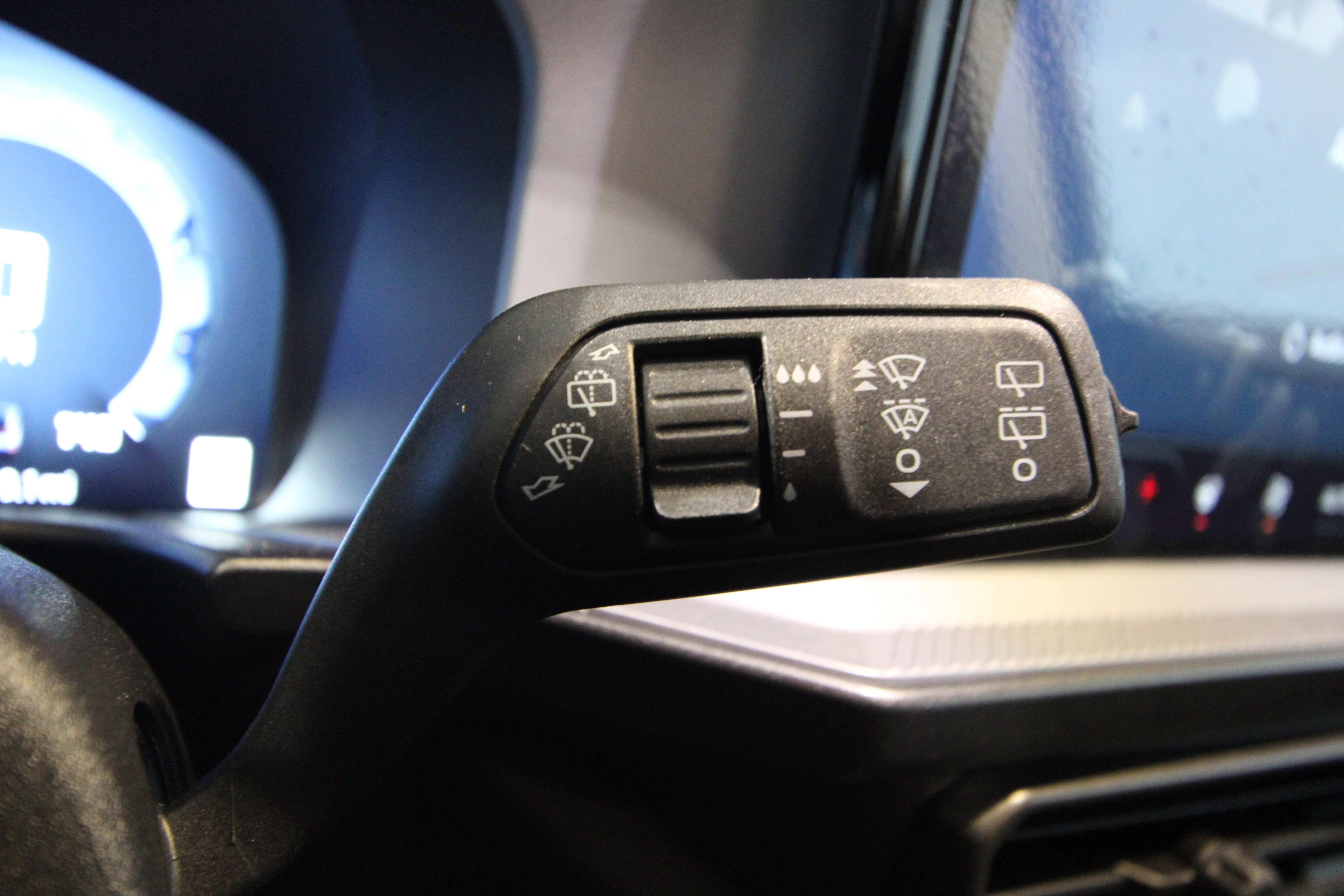 New 2025 Ford Bronco Sport Outer Banks w/ Outer Banks Tech Package+ AWD/4WD image 12