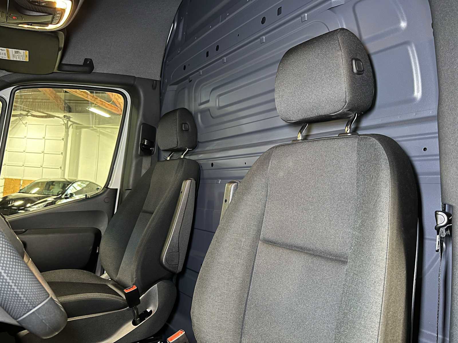 Used 2025 Mercedes-Benz Sprinter 2500 image 20
