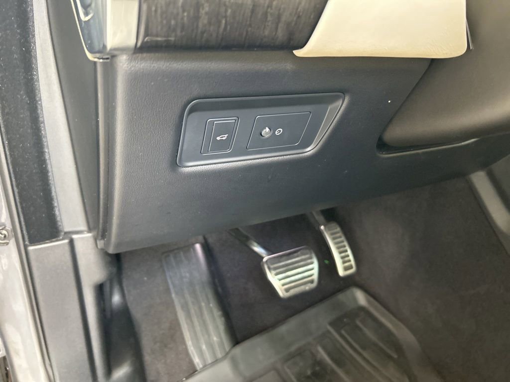 Used 2019 Land Rover Range Rover Sport Supercharged image 42
