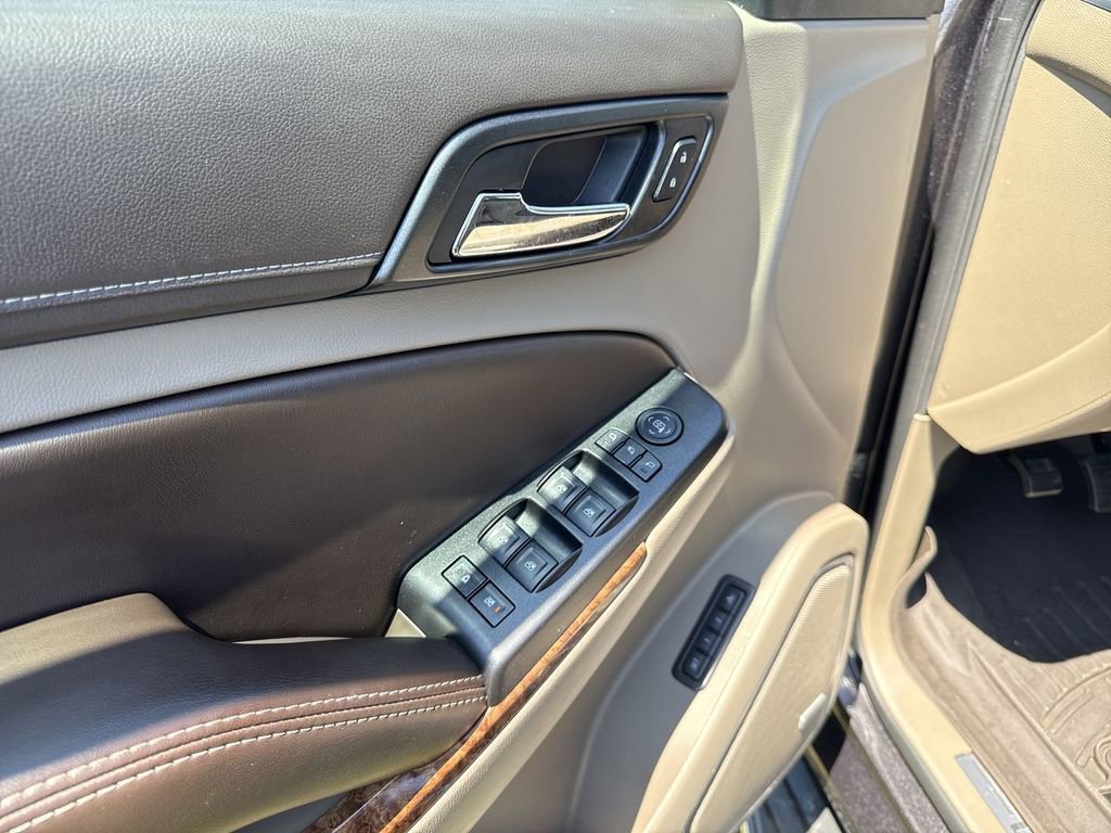 Used 2016 Chevrolet Tahoe LTZ AWD/4WD image 23