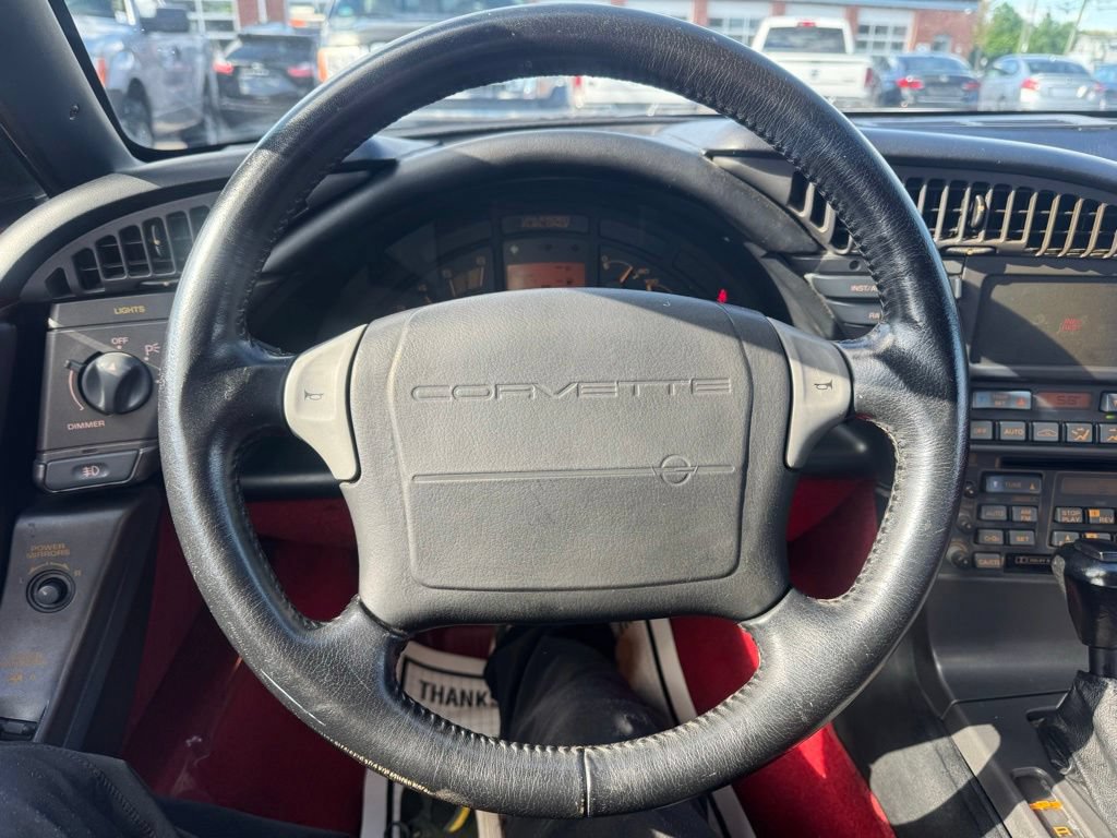 Used 1990 Chevrolet Corvette Convertible RWD image 28