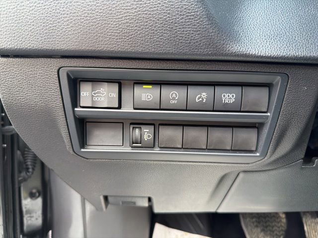 Certified 2025 Toyota Tundra SR w/ SR Tow Package image 20