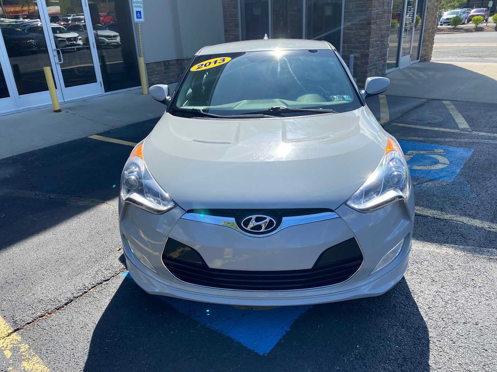 Used 2013 Hyundai Veloster RE:MIX Edition FWD image 11