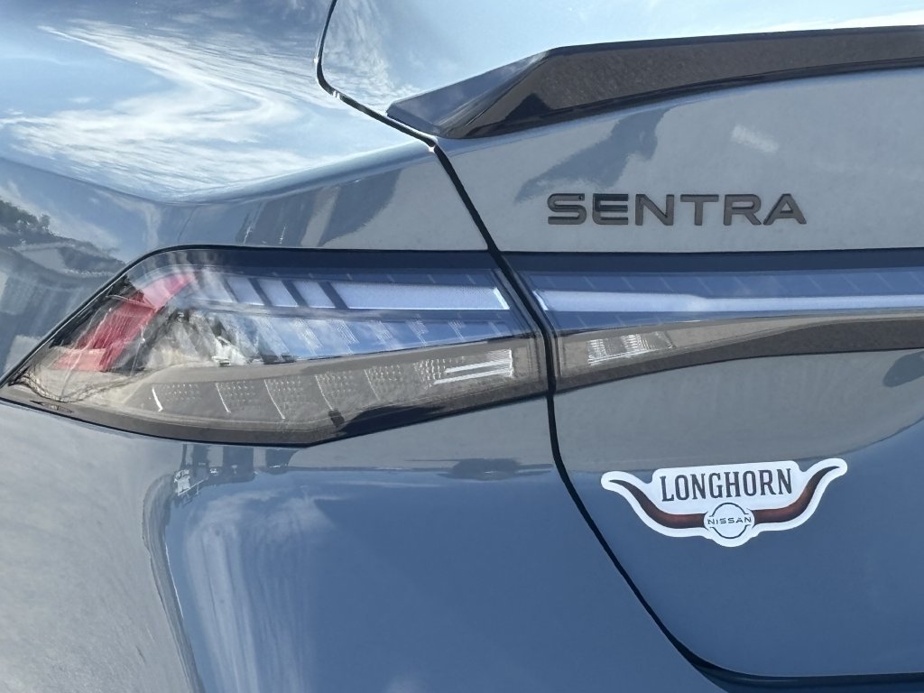 New 2027 Nissan Sentra SR w/ SR Premium Package FWD image 6