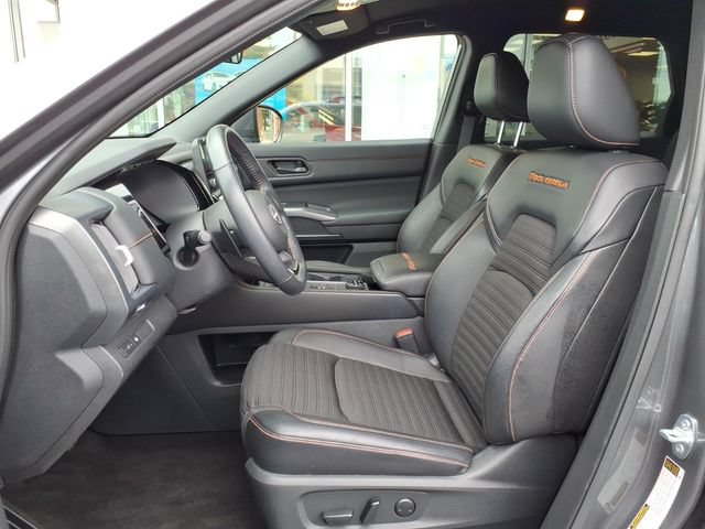 Used 2024 Nissan Pathfinder Rock Creek AWD/4WD image 2