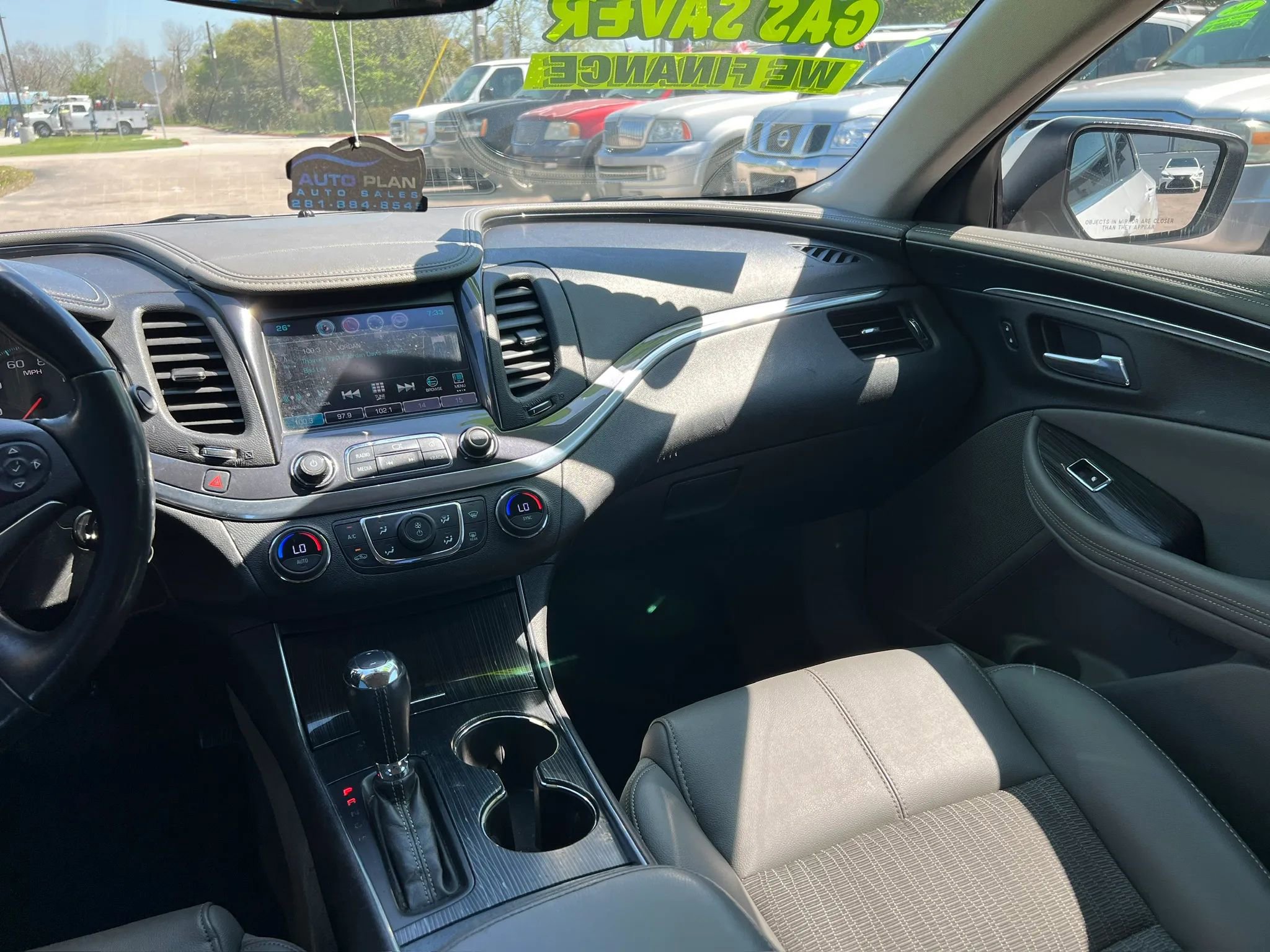 Used 2017 Chevrolet Impala LT FWD image 16