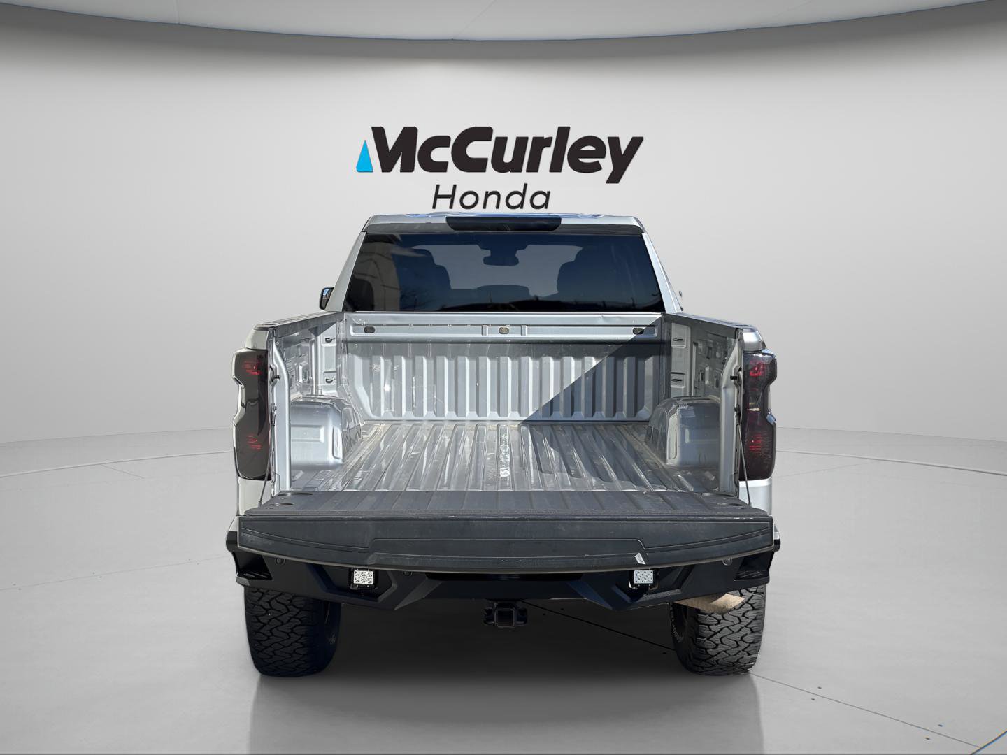 Used 2023 Chevrolet Silverado 1500 LT w/ LPO, Dark Essentials Package image 5