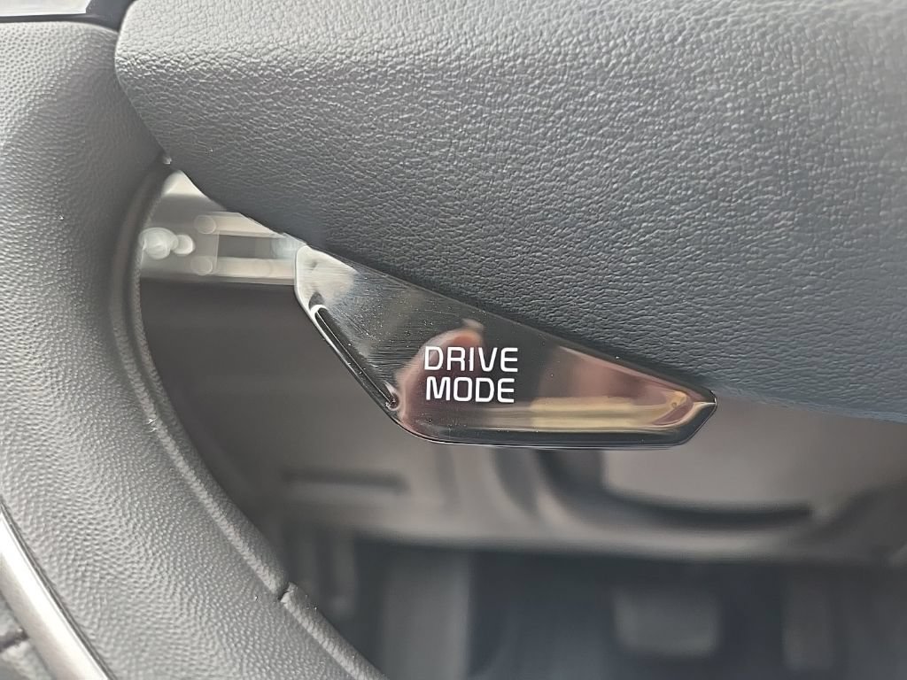 Used 2024 Kia Niro EX FWD image 41