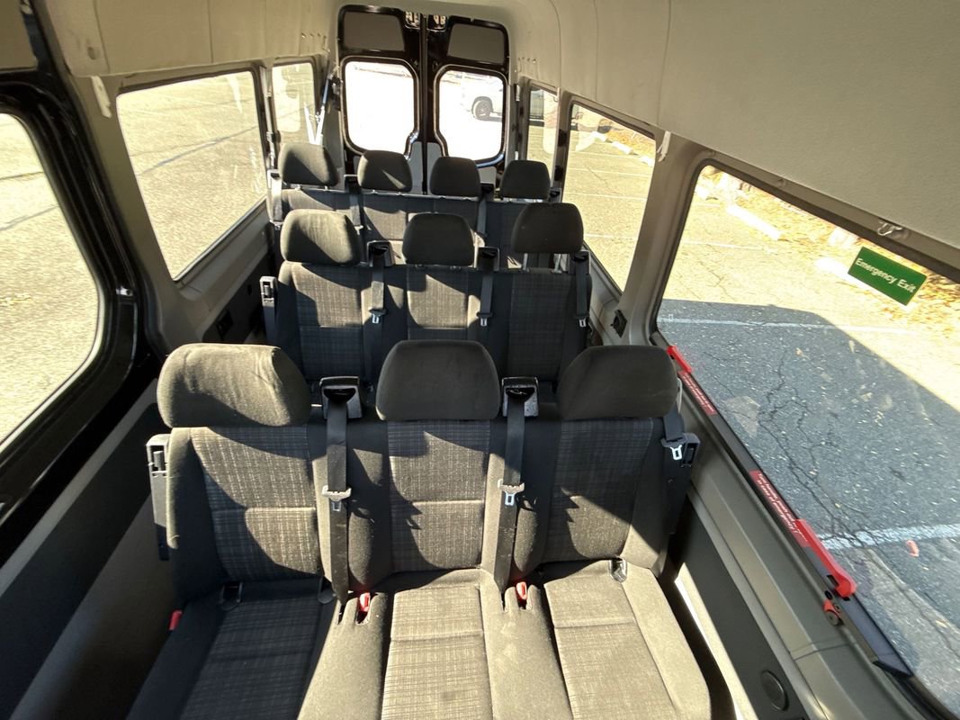 Used 2016 Mercedes-Benz Sprinter 2500 image 22