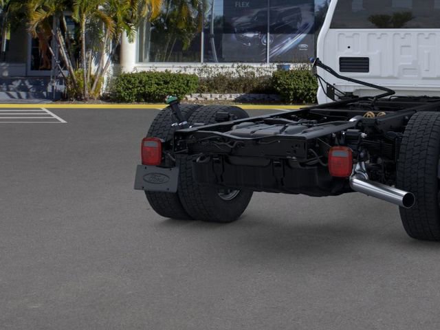 New 2025 Ford F450 XL w/ XL Chrome Package image 21