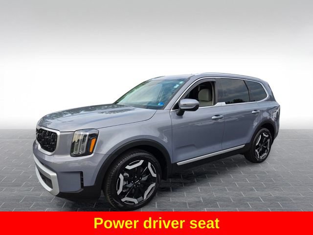 Used 2025 Kia Telluride EX w/ EX Captain's Chair Package FWD image 4