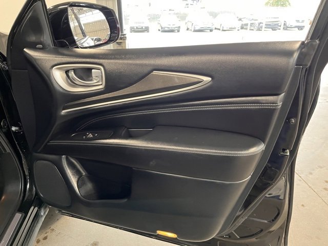 Used 2020 INFINITI QX60 Luxe image 11