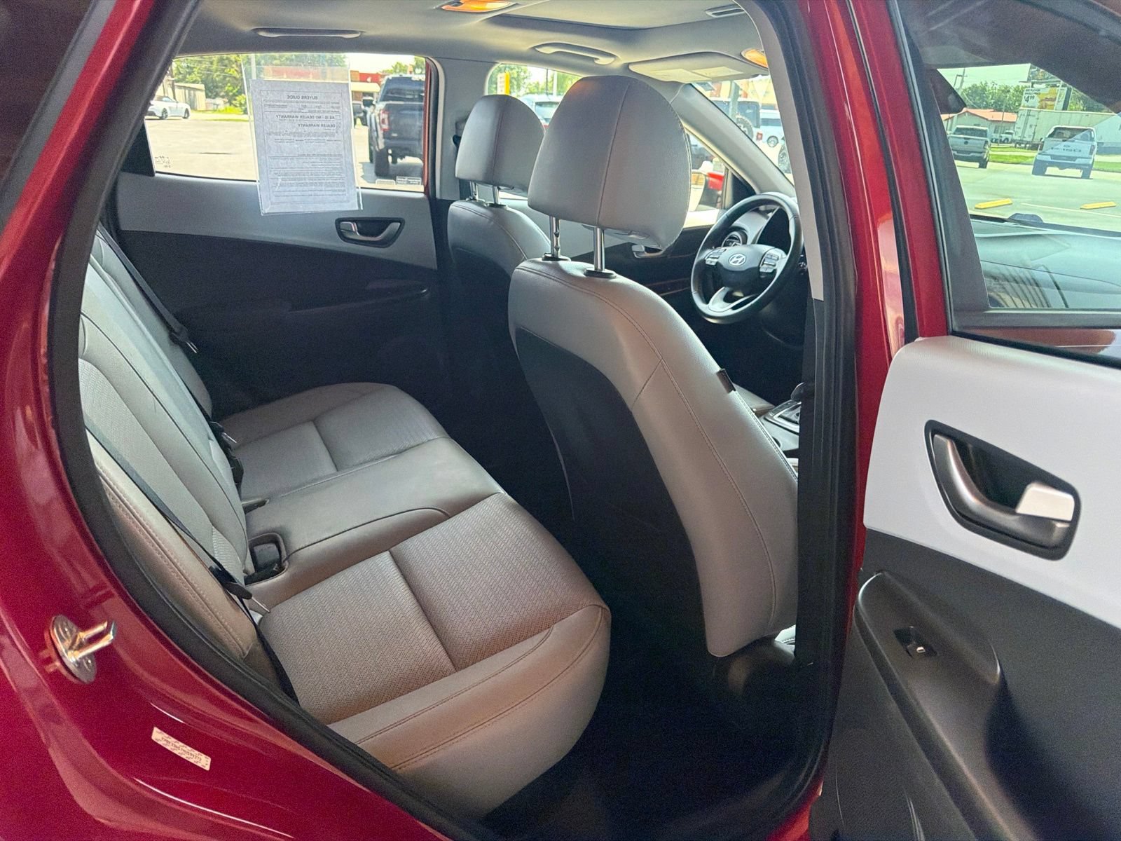 Used 2021 Hyundai Kona Limited FWD image 5
