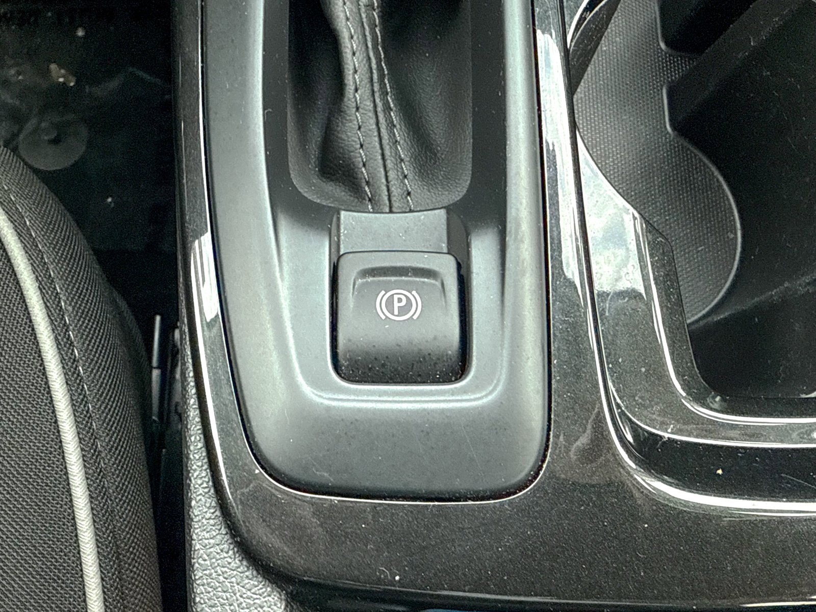 Certified 2023 Chevrolet TrailBlazer LT w/ Convenience Package image 35