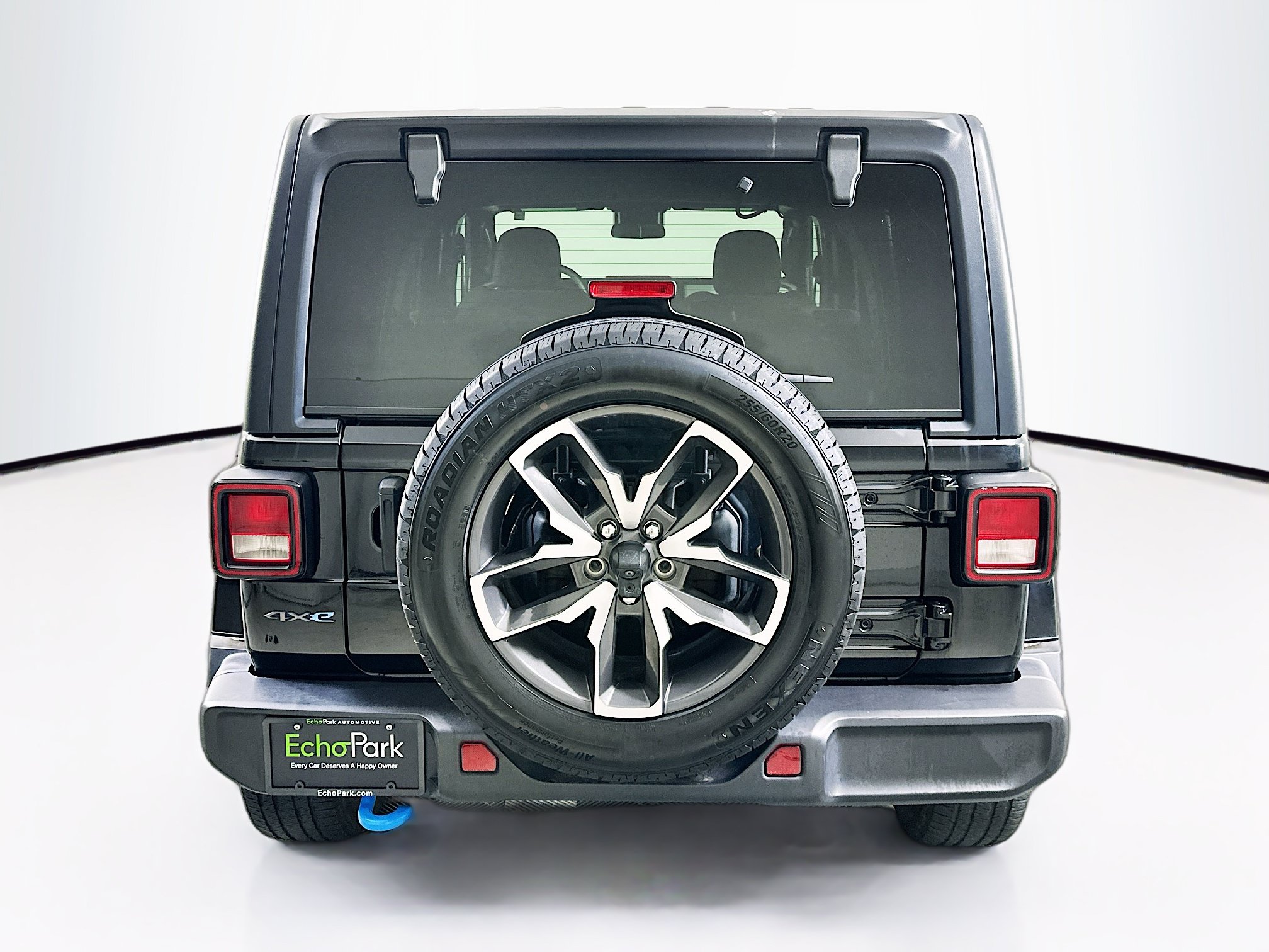 Used 2024 Jeep Wrangler Unlimited AWD/4WD image 7