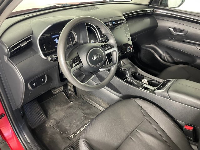 Used 2022 Hyundai Tucson SEL w/ Winter Package AWD/4WD image 3