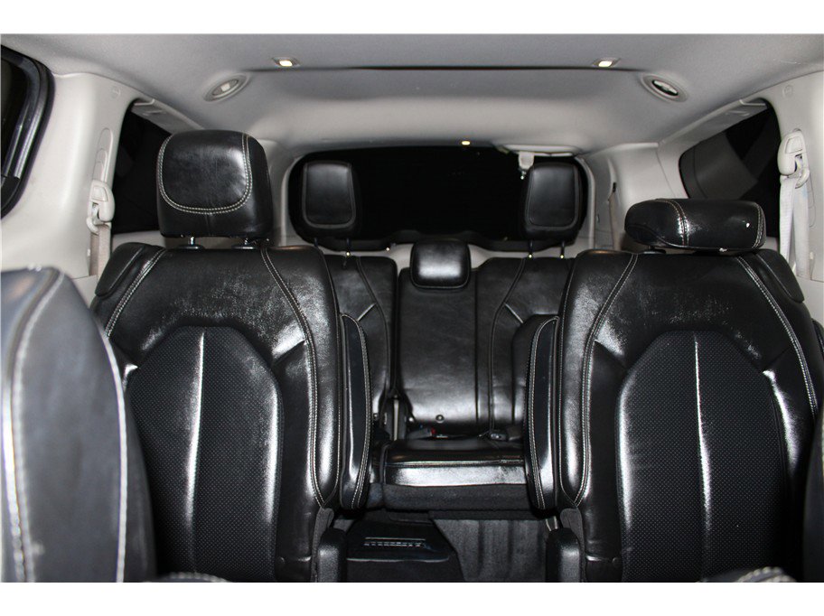 Used 2021 Chrysler Voyager Lxi image 25