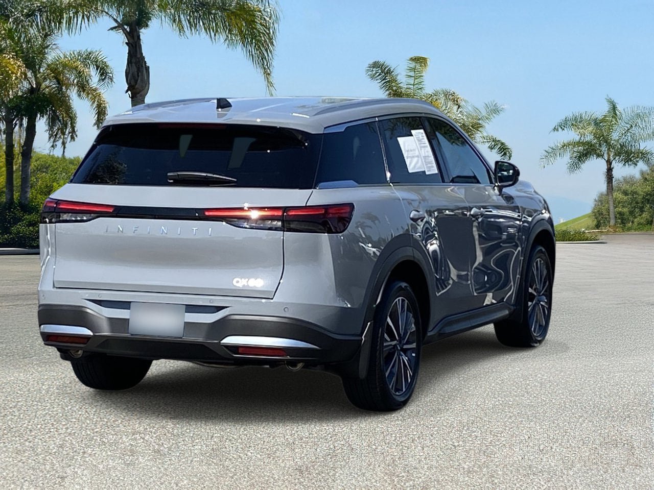 Certified 2027 INFINITI QX60 Luxe w/ Cargo Package FWD image 5