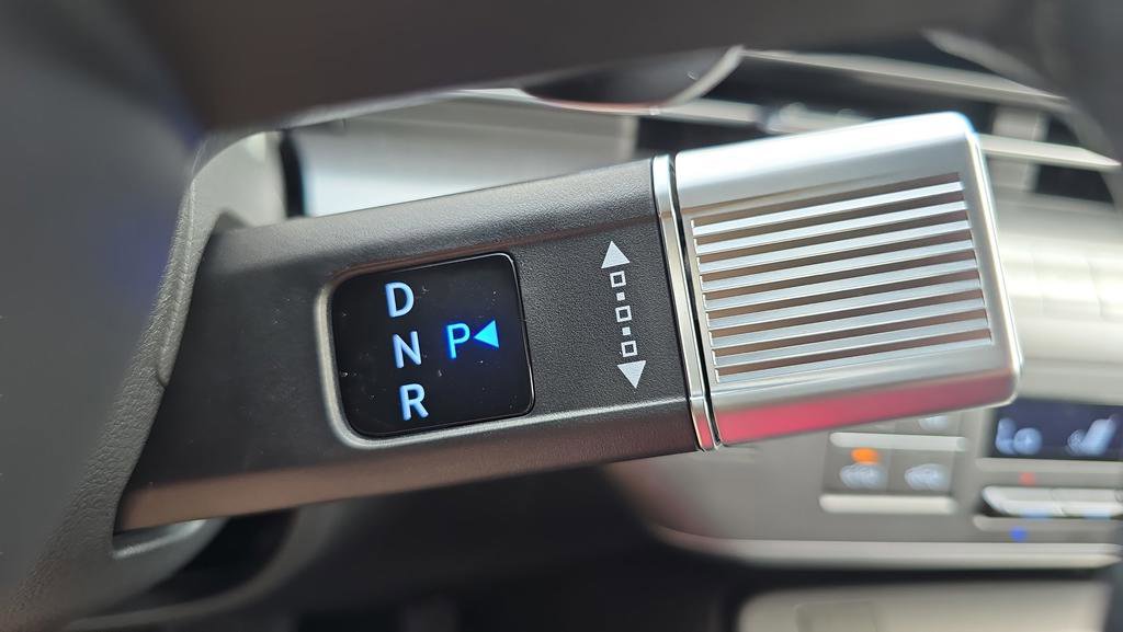 New 2026 Hyundai Kona SEL Premium image 17