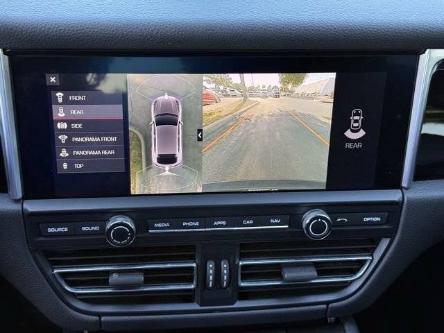 Used 2021 Porsche Macan S AWD/4WD image 17