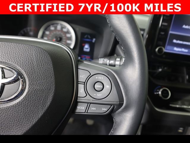 Used 2022 Toyota Corolla Cross LE AWD/4WD image 23