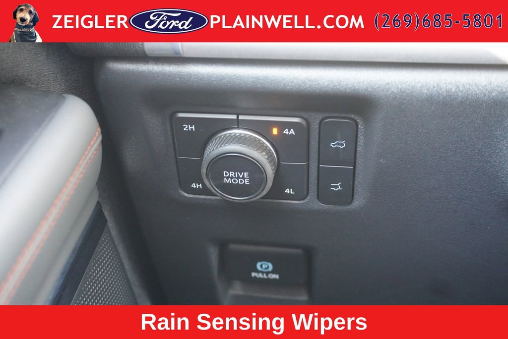 Used 2025 Ford Expedition Active AWD/4WD image 38