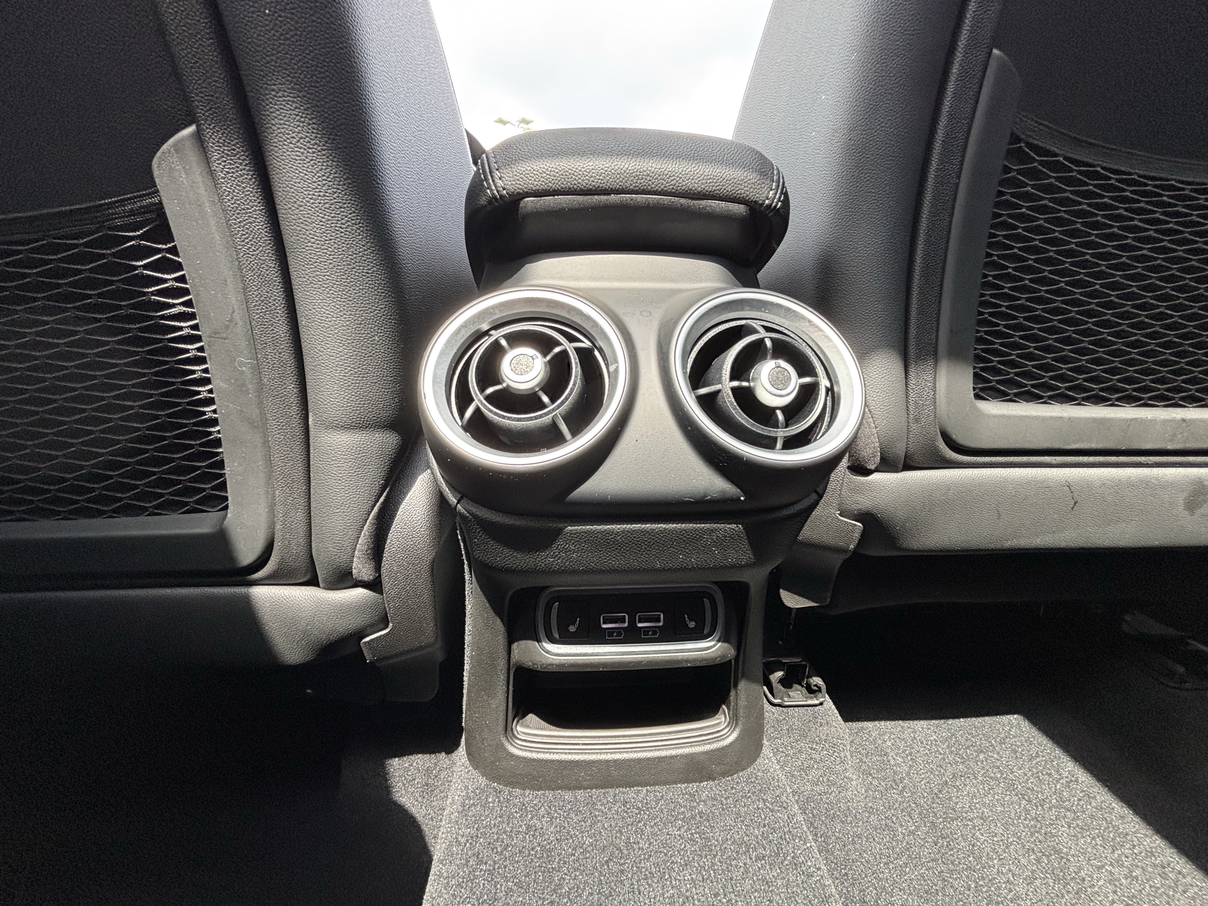 Certified 2023 Alfa Romeo Stelvio Veloce AWD/4WD image 38