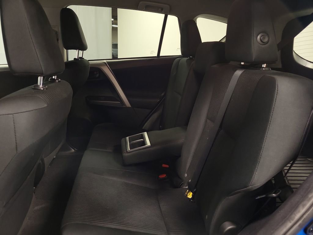Used 2017 Toyota RAV4 LE image 19