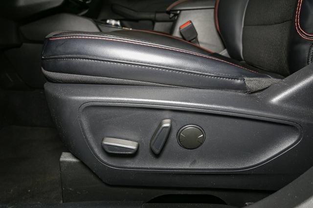 Used 2024 Ford Escape ST-Line w/ Tech Pack #1 AWD/4WD image 39