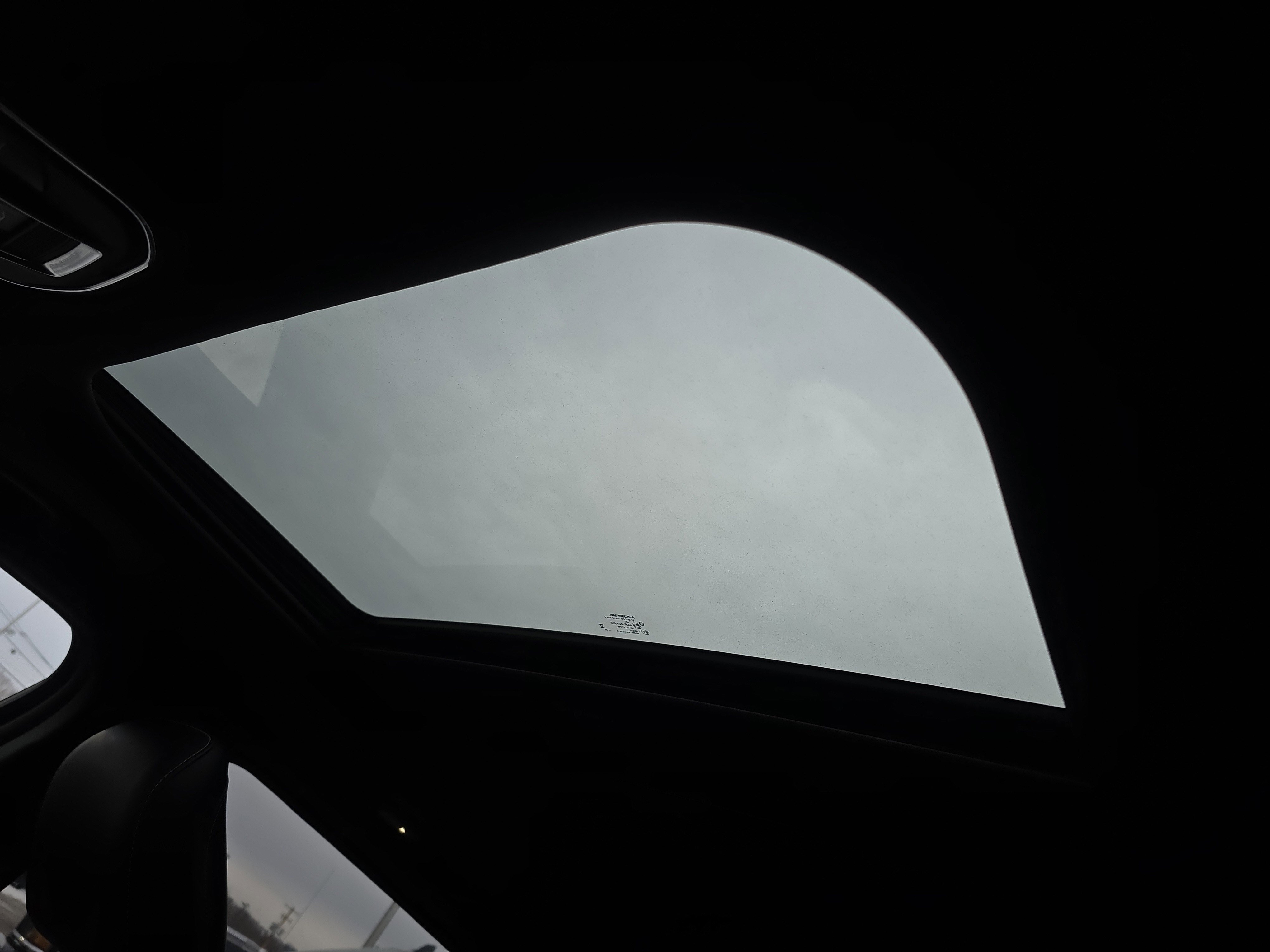 Used 2023 Jeep Grand Cherokee L Laredo image 33