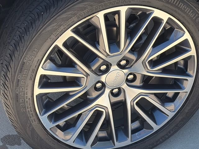 Used 2022 Jeep Compass Limited w/ Elite Group image 11