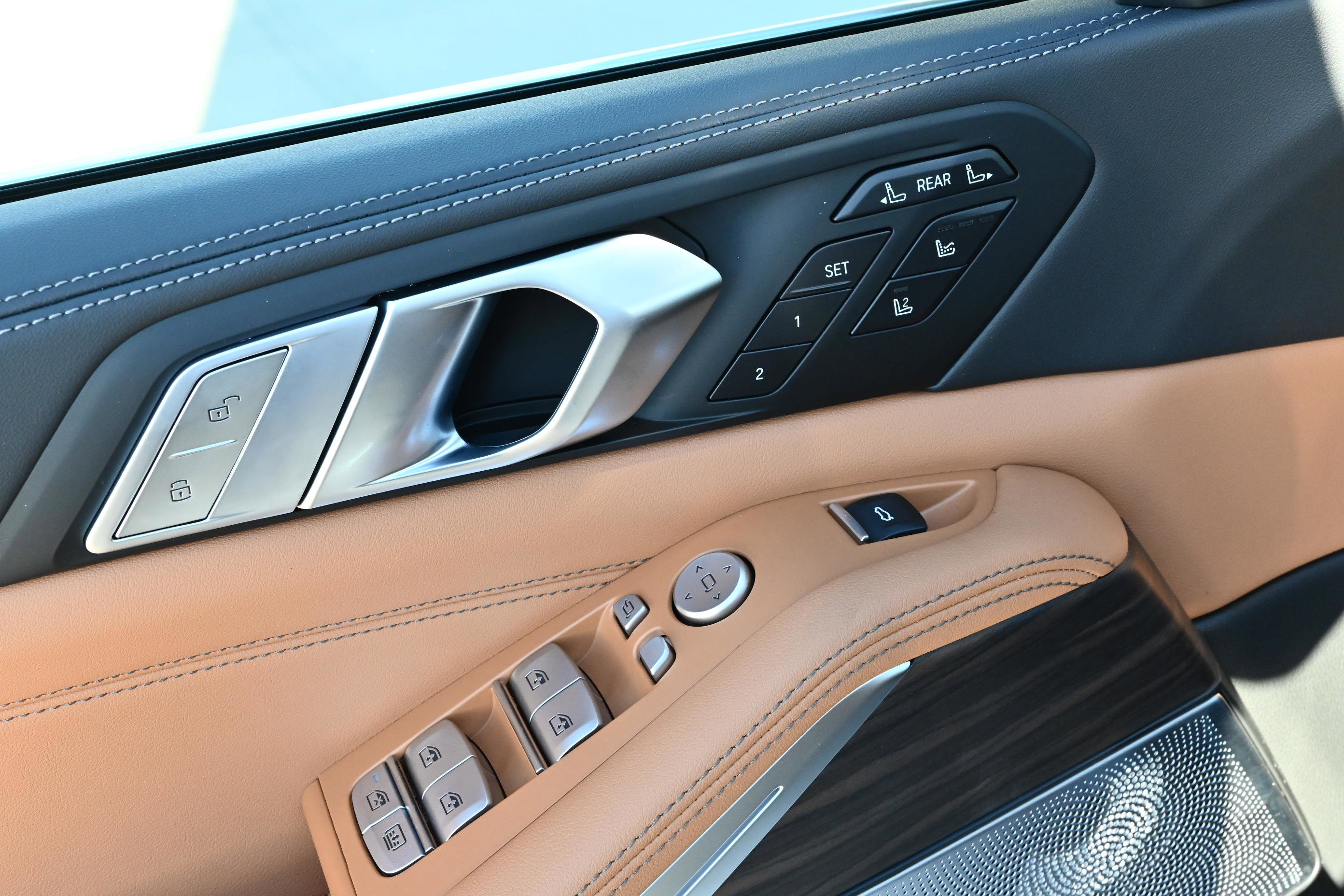 New 2026 BMW X7 xDrive40i w/ Executive Package image 24