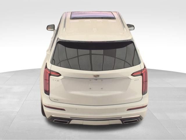 Used 2024 Cadillac XT6 Premium Luxury image 8