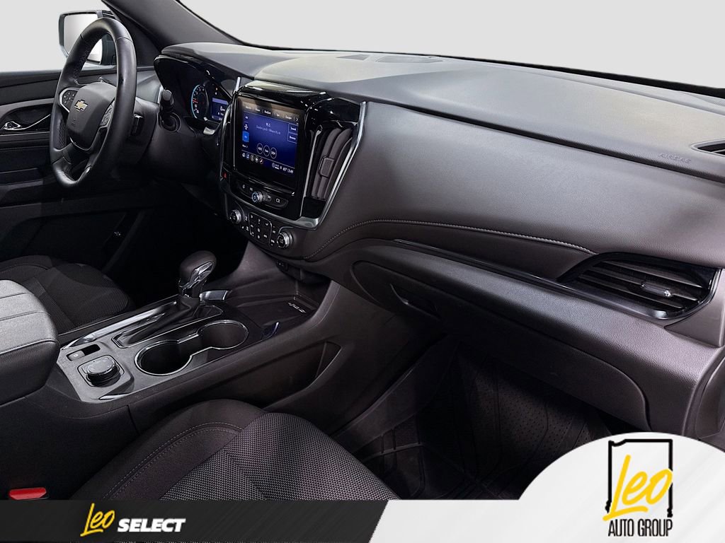 Used 2023 Chevrolet Traverse LT w/ LPO, Floor Liner Package image 30