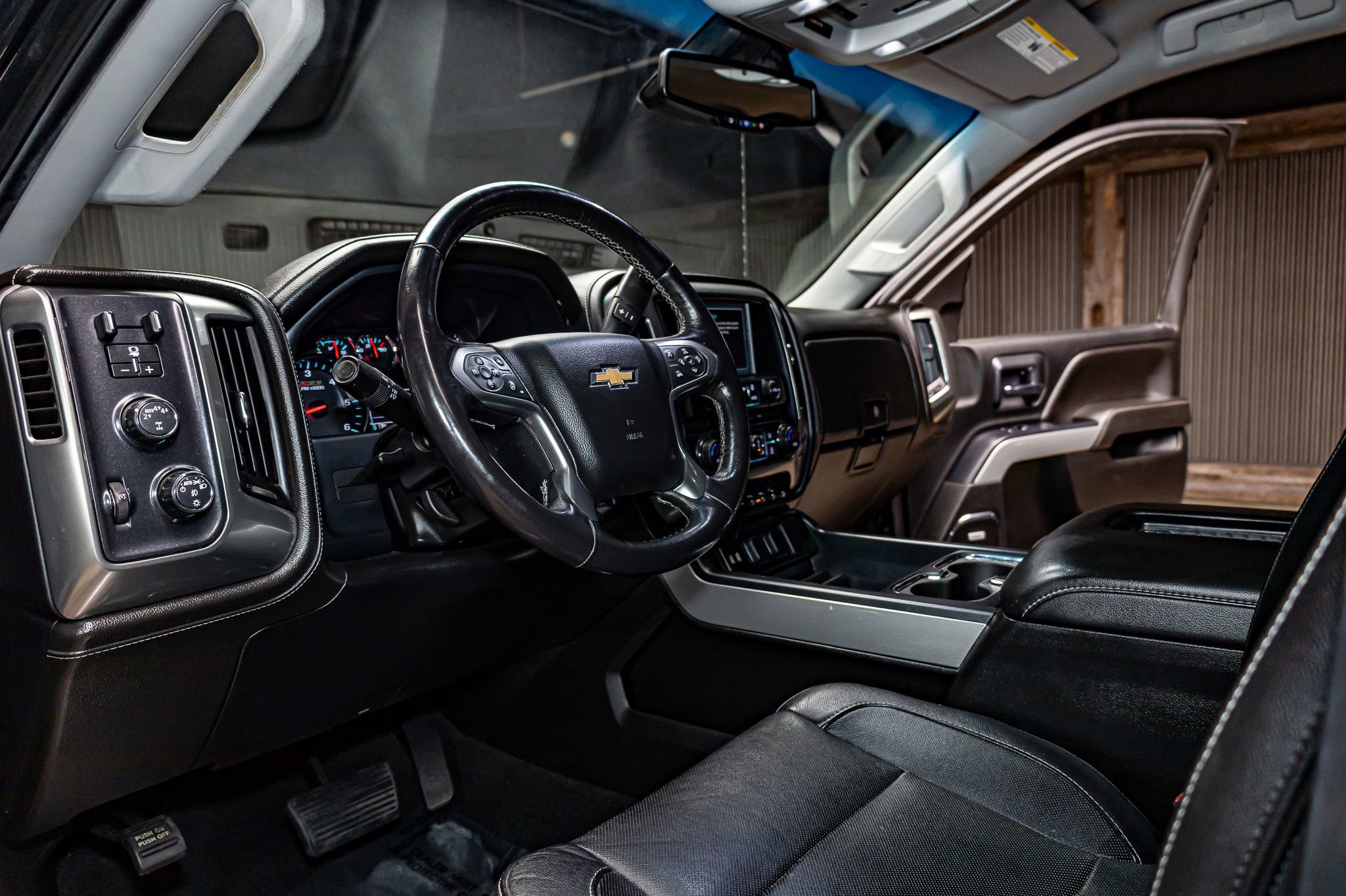 Used 2018 Chevrolet Silverado 1500 LTZ Z71 w/ LTZ Plus Package image 17